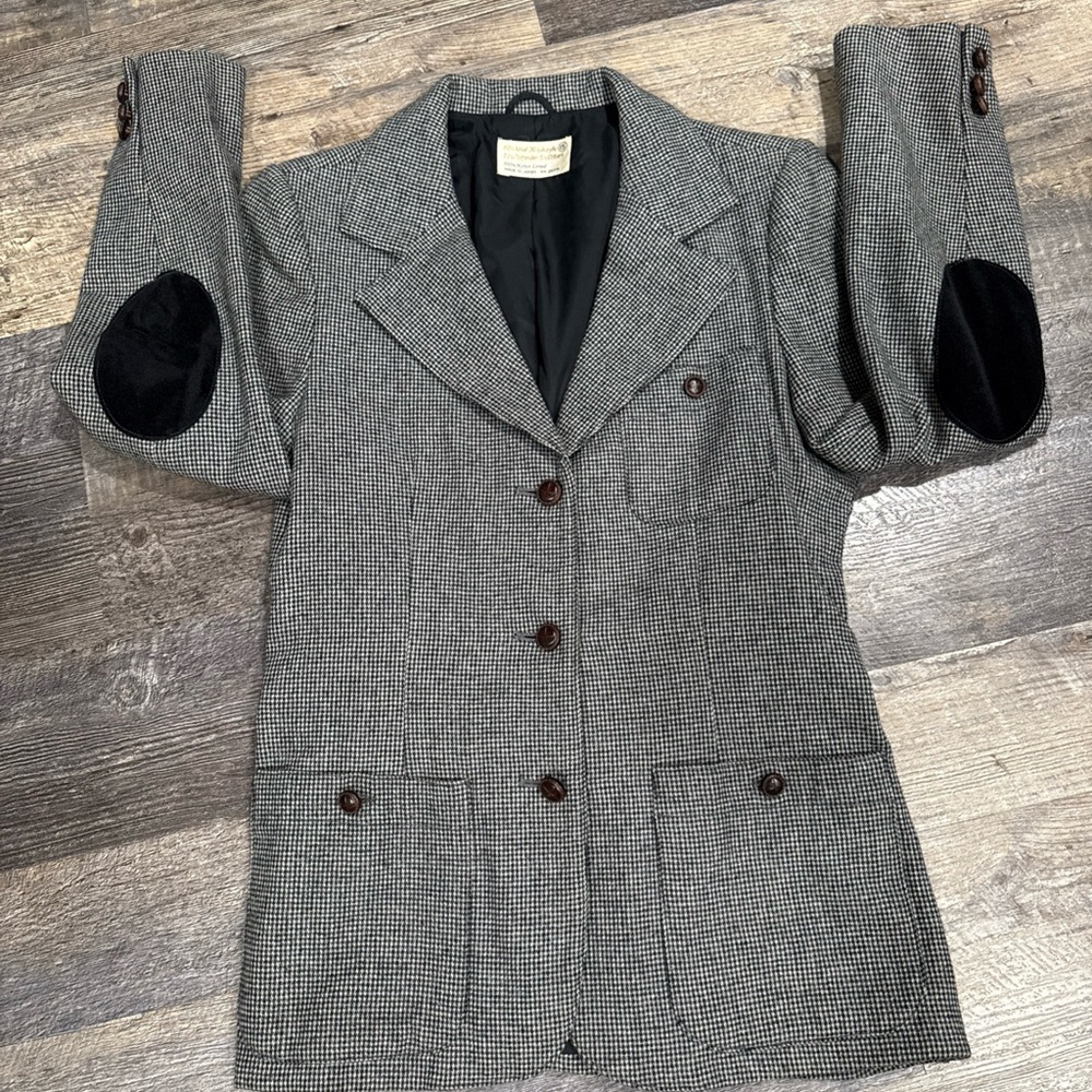 Vintage Women's Wool Gray Houndstooth Blazer with Black Accents